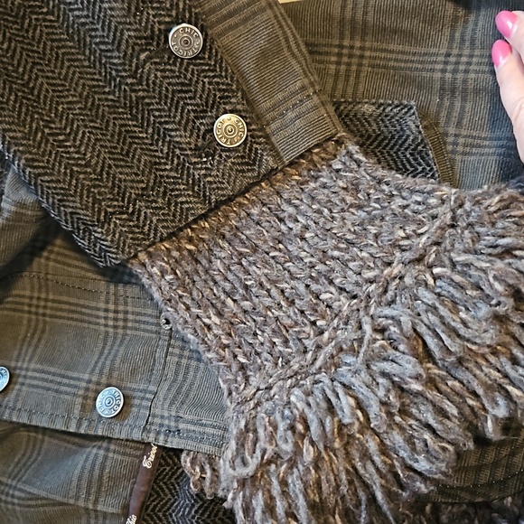 Tricot Chic Italy Gorgeous Jacket - Picture 13 of 16